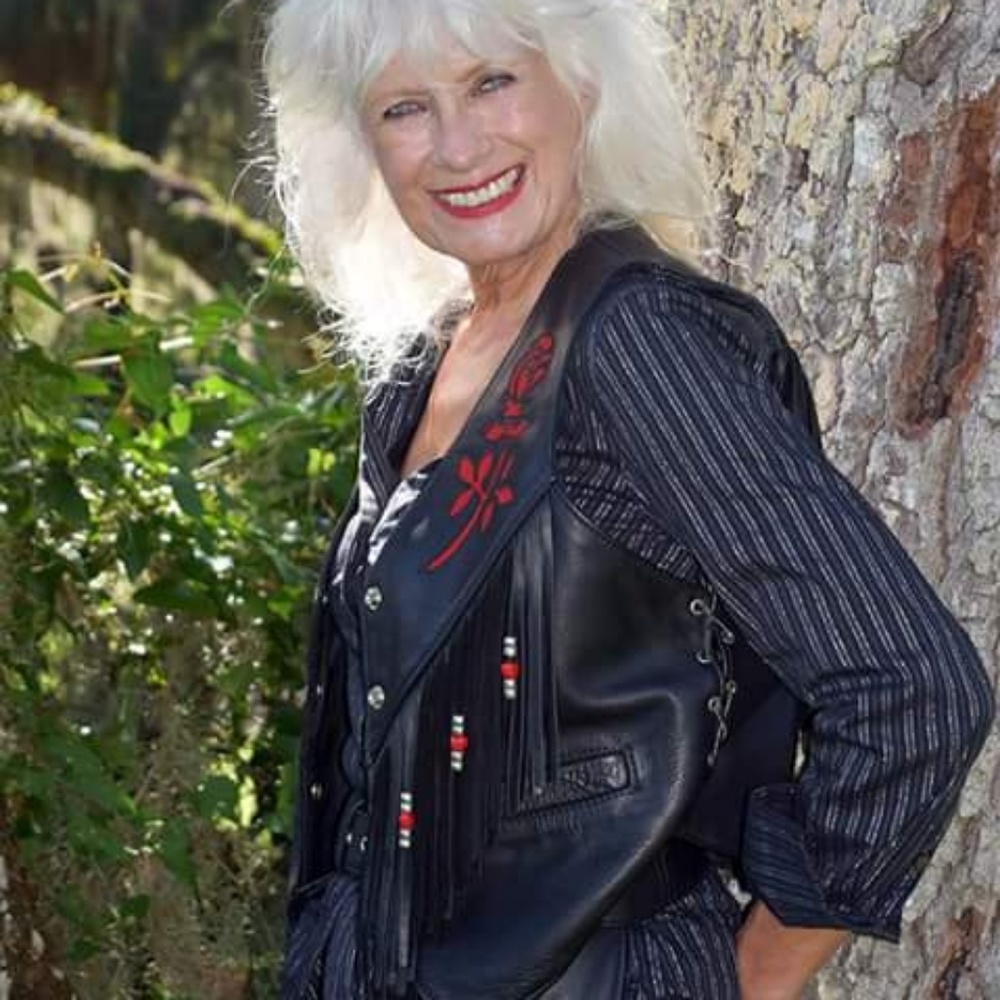 Meet your Posher, Shirley